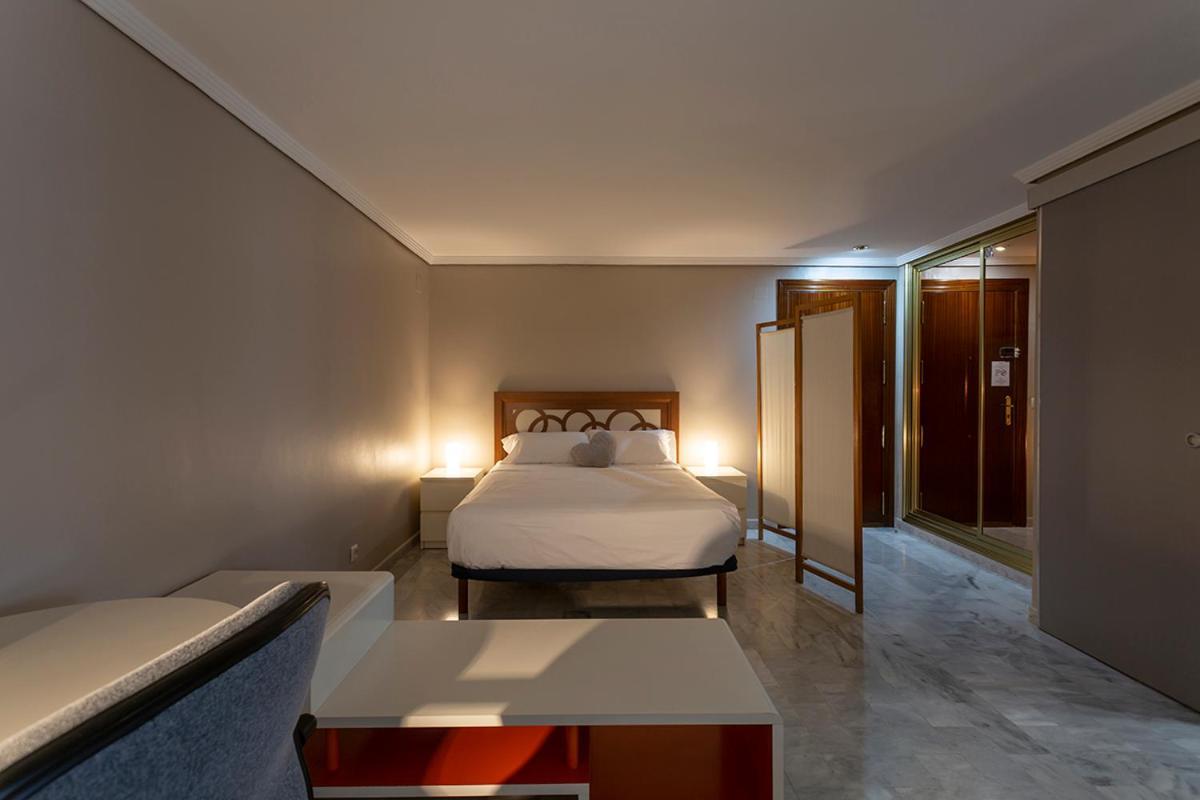 Francos 3 Sevilla Urban Apartment Luaran gambar